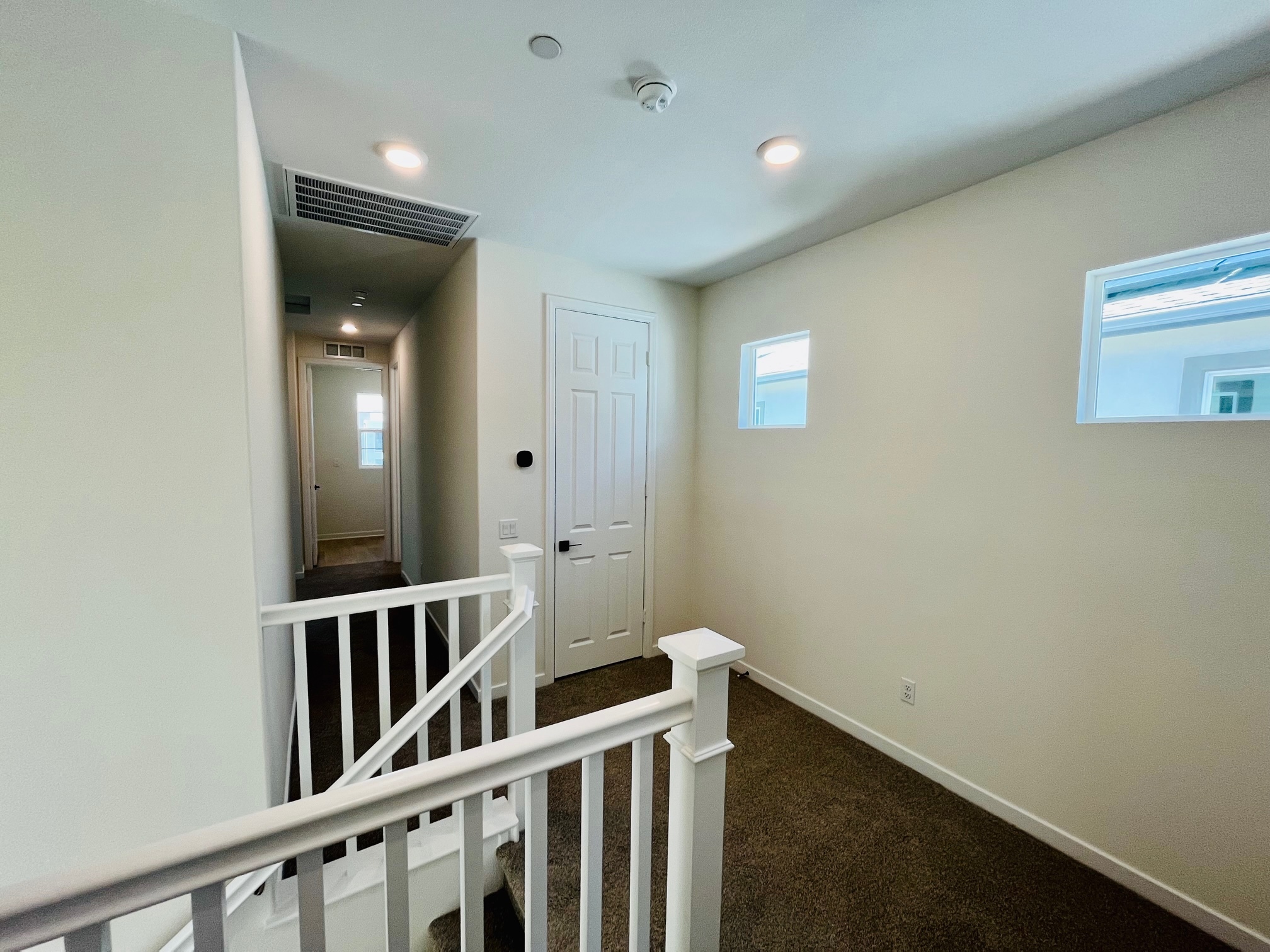 Building Photo - 27057 Trail View Ln