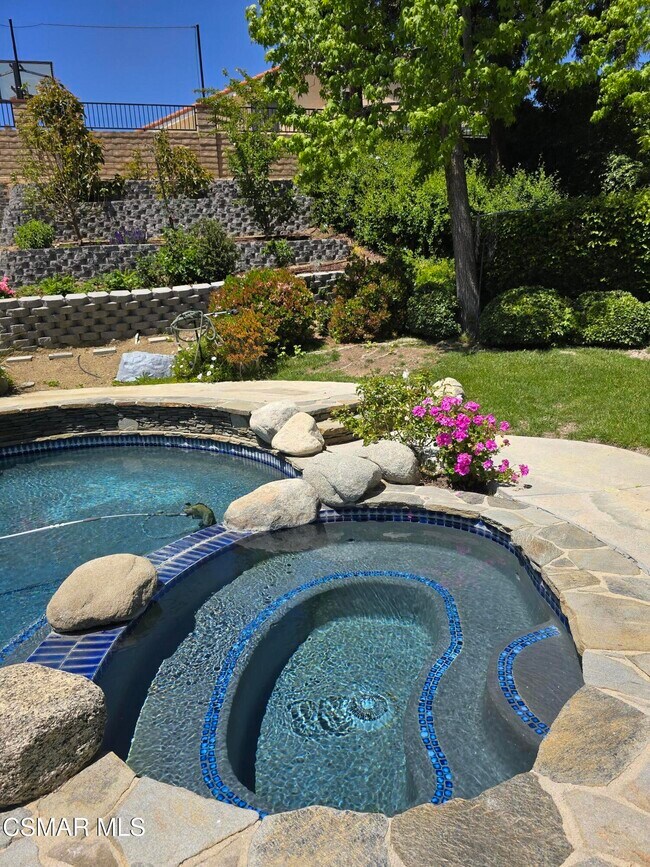 Building Photo - 3017 Klamath Ave