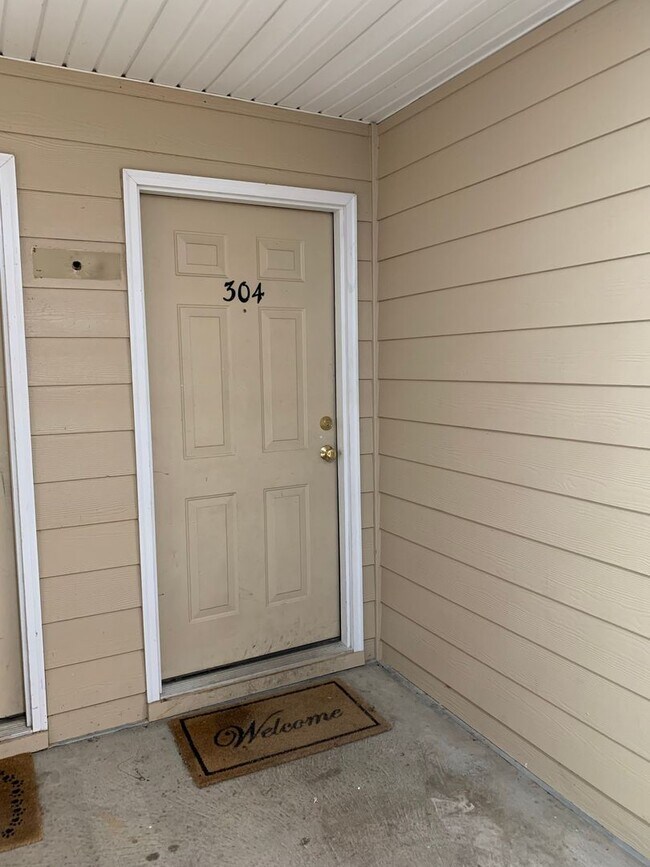 Building Photo - Edge West 9-304