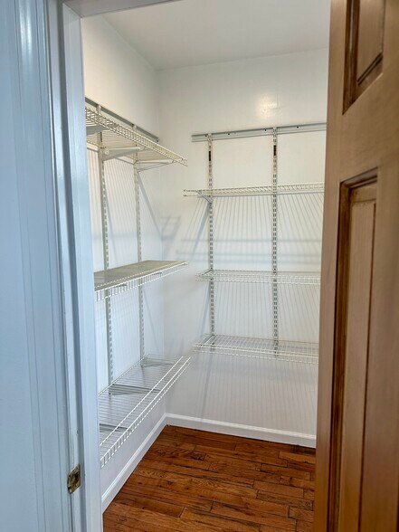 Building Photo - 37 Independence St