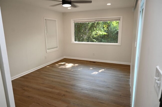 Building Photo - MOVE-IN READY-NORTH-COLUMBUS & FT BENNING ,GA-3 BEDROOMS,2  BATHS