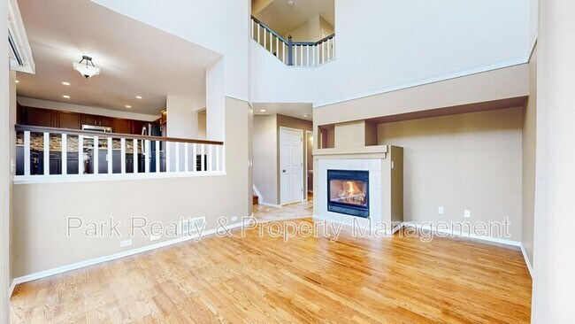 Building Photo - 8596 Bluegrass Cir