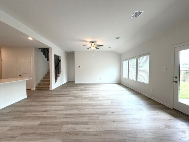 Building Photo - New Construction 5 Bedrooms backs to greenbelt!