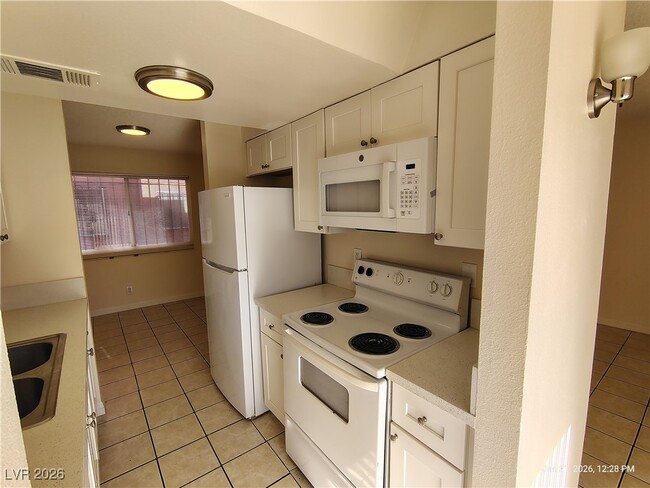 Building Photo - 3655 Kolendo Ct