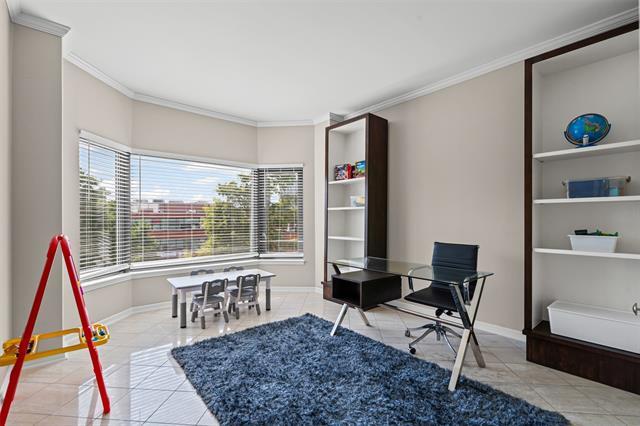 Building Photo - 3030 McKinney Ave