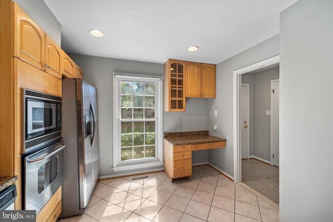 Building Photo - 10276 Arizona Cir