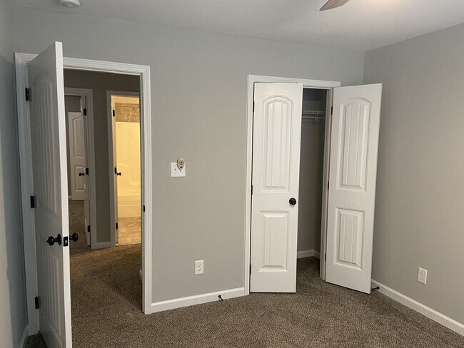 Building Photo - 1538 CITADEL COURT