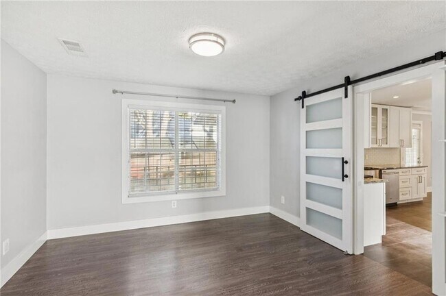 Building Photo - 2275 Eagle Pointe Ct NW