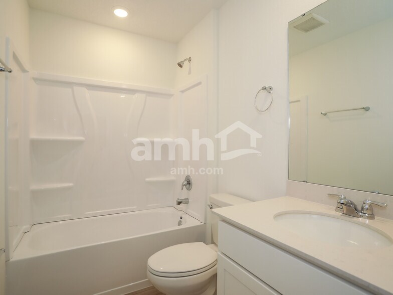 Building Photo - 2845 Grand Finale St