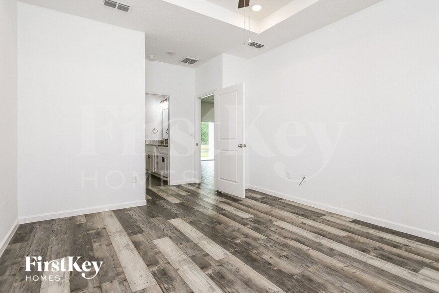 Building Photo - 925 Albertville Ct