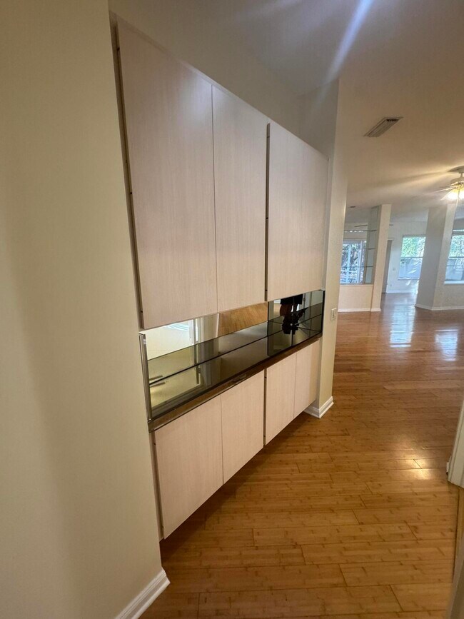 Building Photo - 900 Bear Island Cir