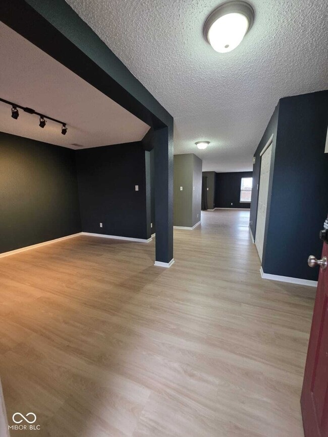 Building Photo - 14283 Refreshing Garden Ln