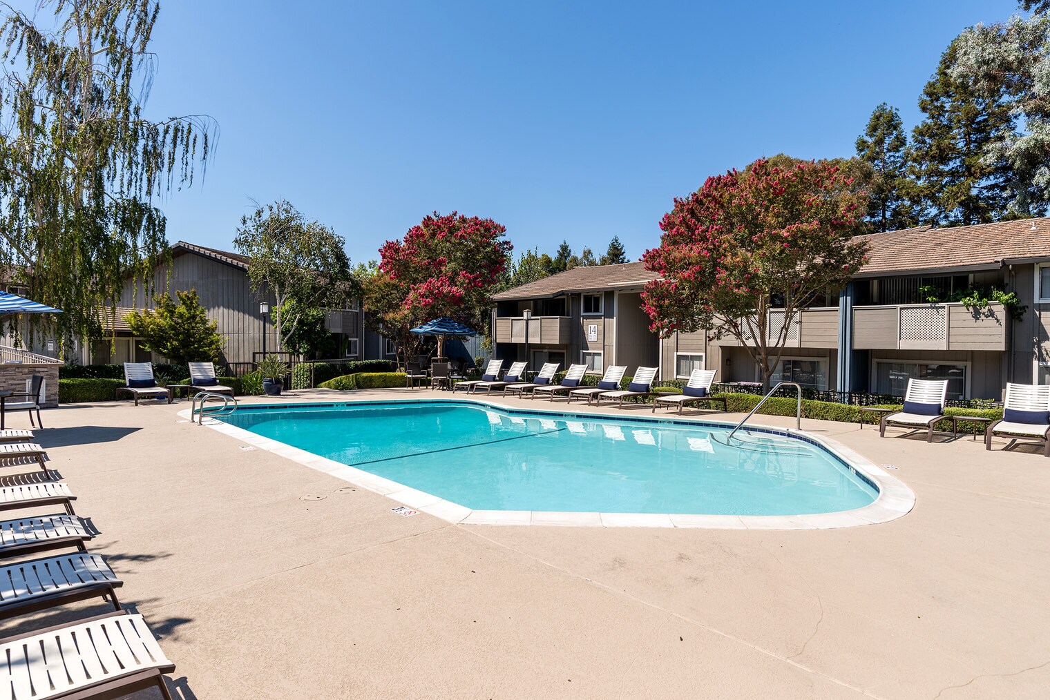 Building Photo - 202 Calvert Dr