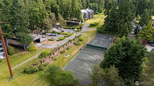 Building Photo - Resort Living at home!