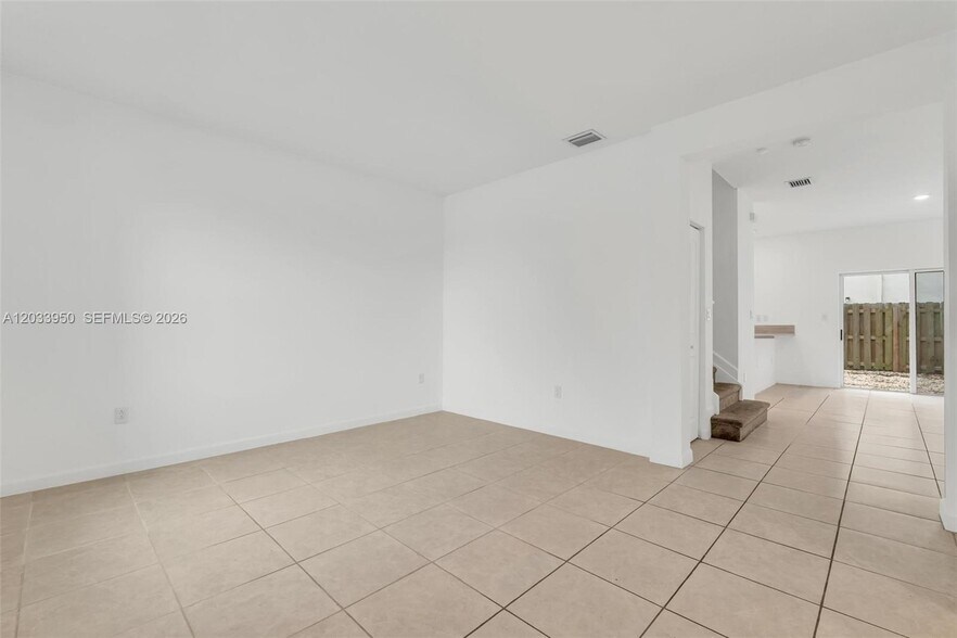 Building Photo - 1791 SE 27th Ter