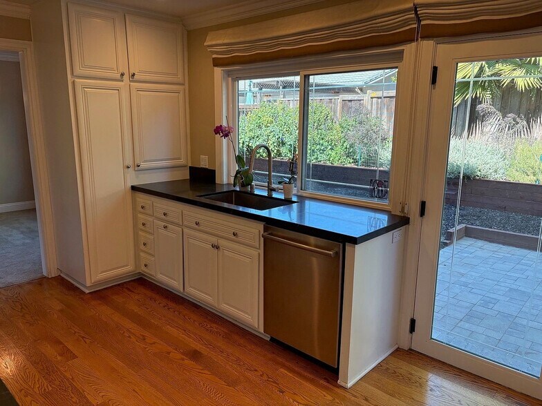 Building Photo - 4413 Sugarland Ct