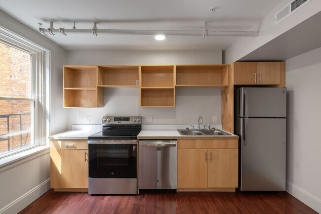Building Photo - Coming Soon: 2BR Apartment – ETA 10/1/25