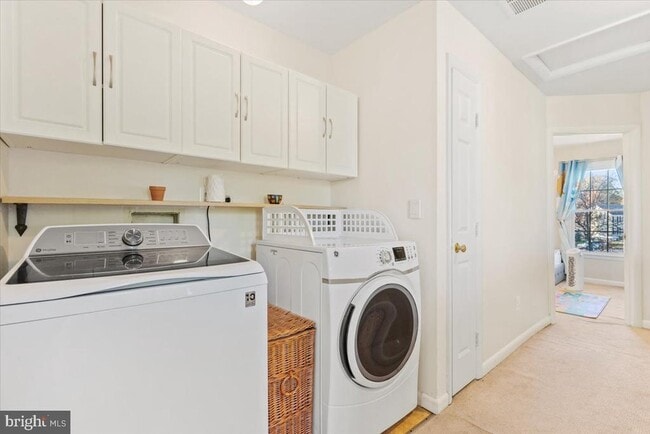 Building Photo - 7 Rawlston Ct