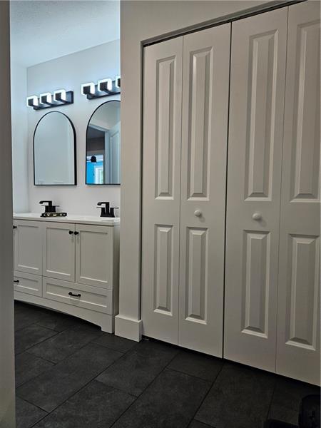 Building Photo - 225 Wilbert St