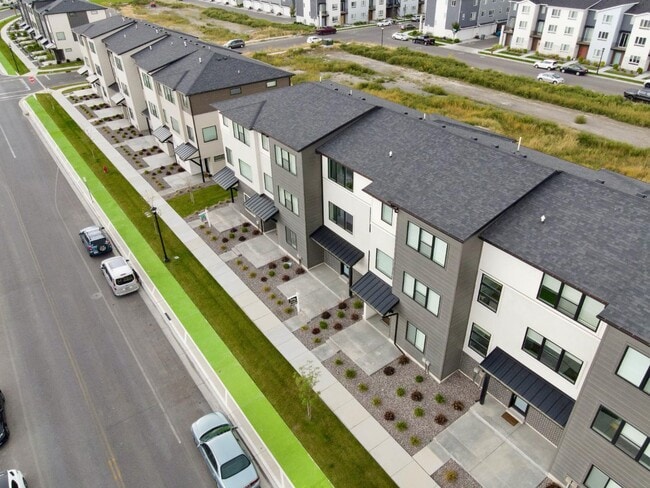 Building Photo - 442 S 900 W