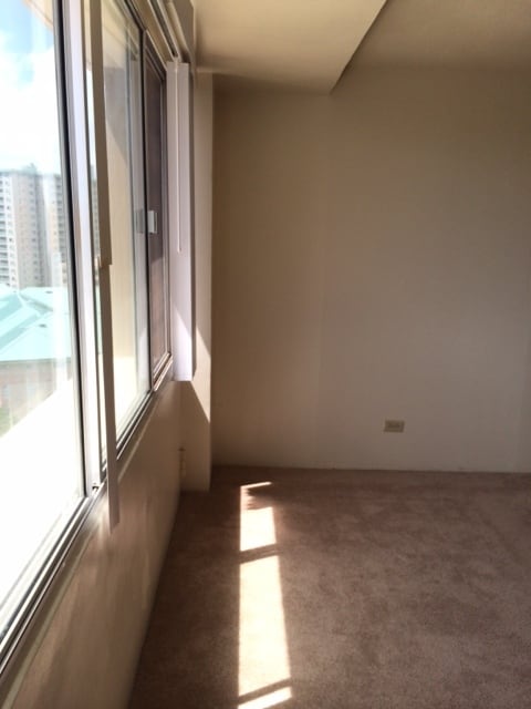 Building Photo - Available 06/01/26! Five Regents Studio with 1 Pkg $1,600.00 MONTH
