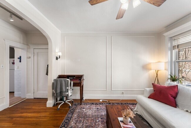 Building Photo - 401 Washington St