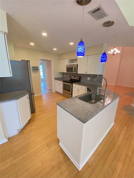 Building Photo - 127 Mary Musgrove Dr