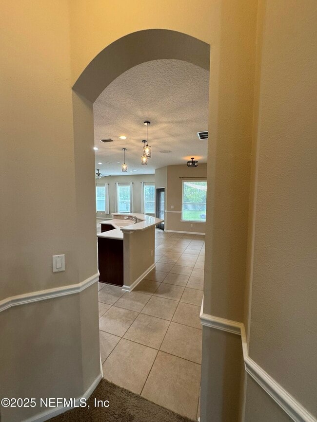 Building Photo - 95470 Sonoma Dr