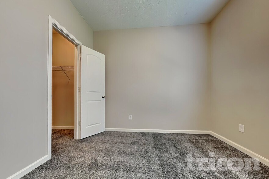 Building Photo - 2771 Anchusa Dr