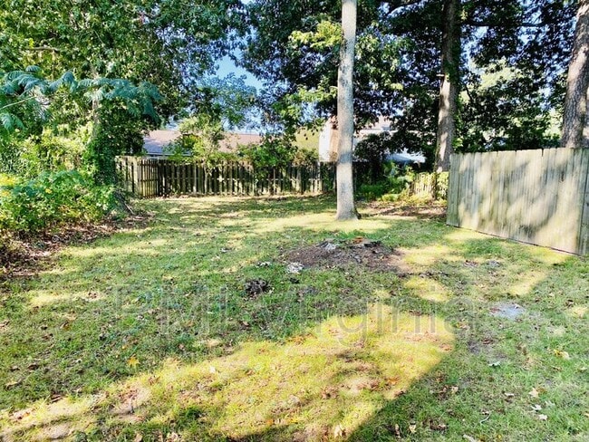 Building Photo - 3772 Pepperwood Ct