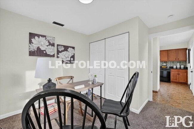 Building Photo - 5831 Gany Mede Dr