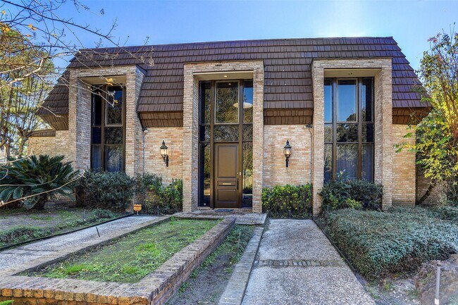 Building Photo - 5203 Braesvalley Dr