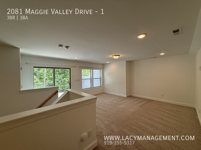 Building Photo - 2081 Maggie Vly Dr