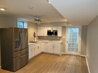 Building Photo - 15997 Kensington Pl