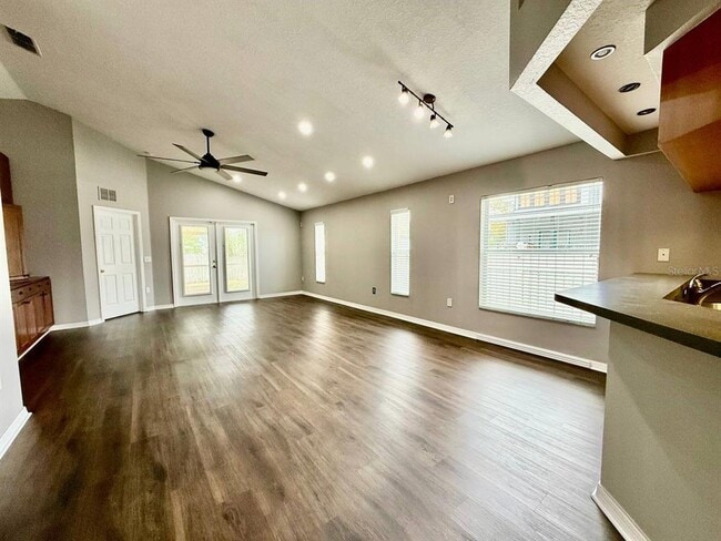 Building Photo - 6959 S Manhattan Ave