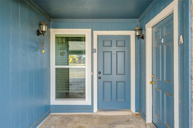 Building Photo - 6210 Buffalo Pass