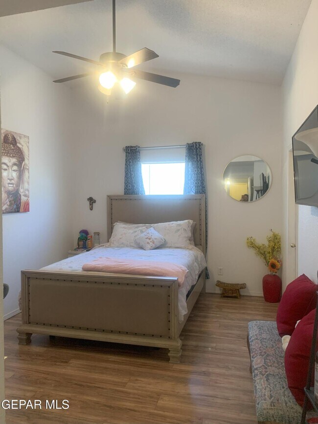 Building Photo - 12621 Tierra India Way