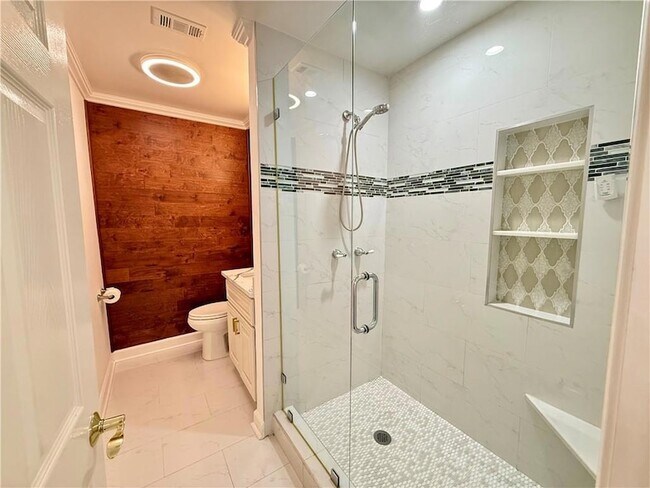 Building Photo - 3324 Davidson Pl