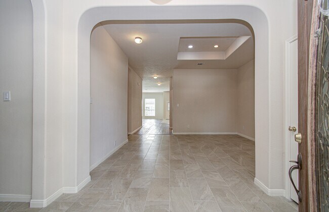 Building Photo - 17611 Emerald Garden Ln