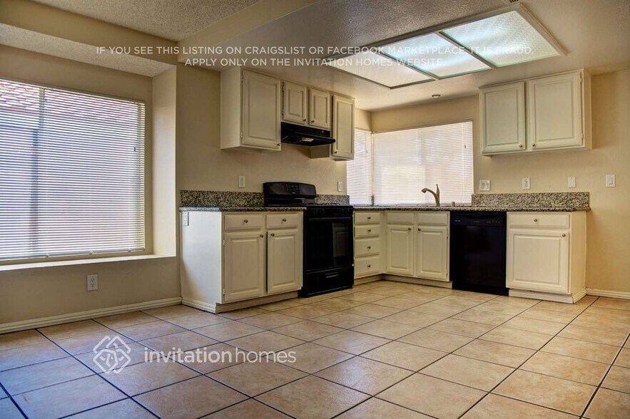 Building Photo - 25077 Morning Dove Way