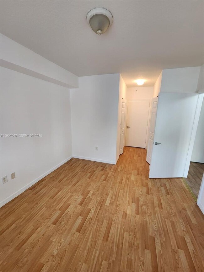 Building Photo - 11060 SW 196th St