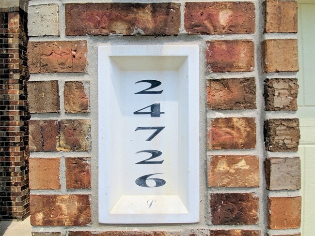 Building Photo - 24726 Colonial Elm Dr