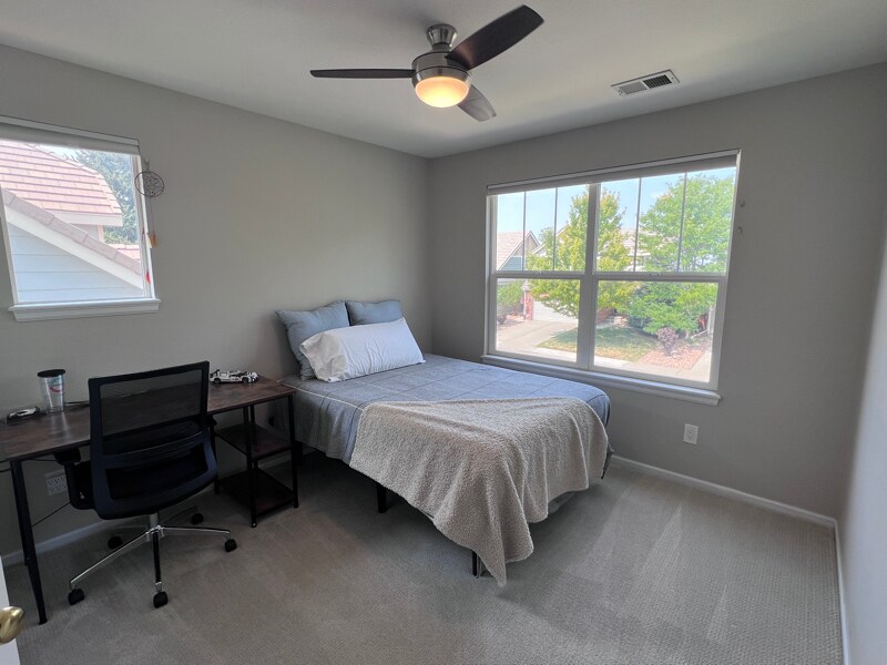 Building Photo - 15982 Longford Dr