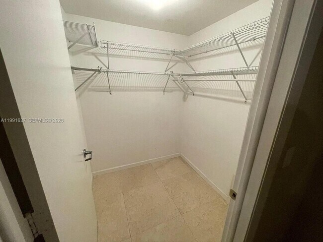 Building Photo - 350 S Miami Ave