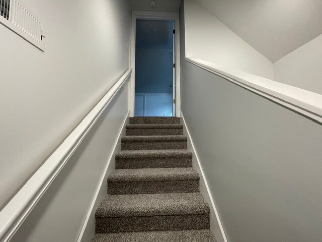 Building Photo - 515 Cherrington St