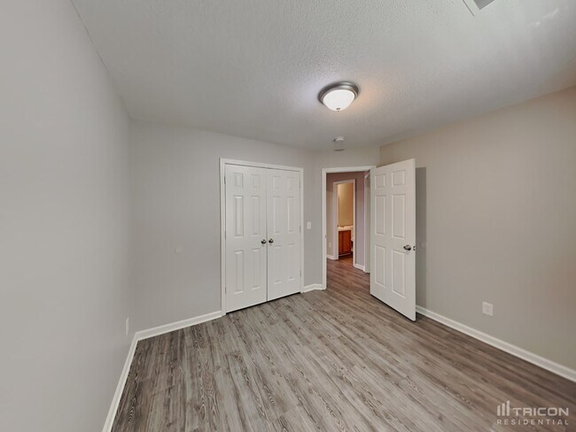 Building Photo - 8 Magnolia Bay Ct