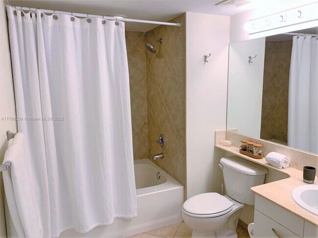 Building Photo - 2080 S Ocean Dr