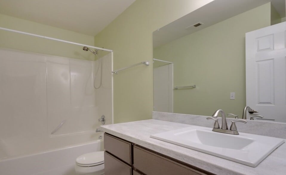 Building Photo - 20204 17th Avenue Ct E