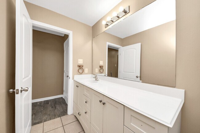 Building Photo - 11219 Hall Terrace Ct