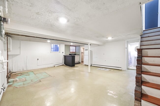 Building Photo - 237 73RD St